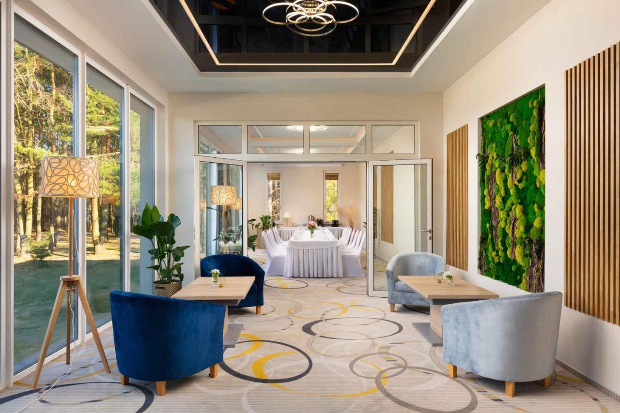 Perla Lesna Nadarzyn Bed & Breakfast ภายนอก รูปภาพ