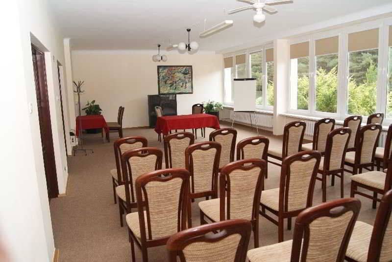 Perla Lesna Nadarzyn Bed & Breakfast ภายนอก รูปภาพ
